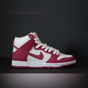 Nike Dunk High